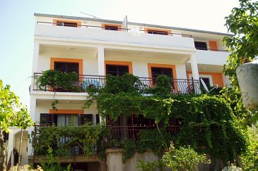 Property - Apartments 863 Property Biograd na Moru (Biograd) - Accommodation 863 - Apartments near sea with pebble beach.