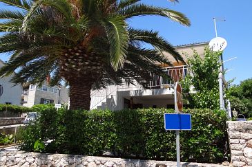 Property - Apartments 8697 Property Stari Grad (Hvar) - Accommodation 8697 - Apartments with pebble beach.
