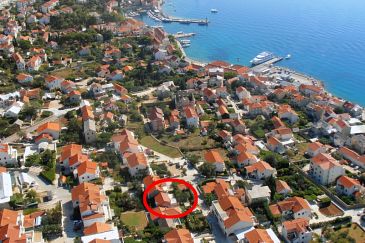 Property - Apartments 8736 Property Bol (Brač) - Accommodation 8736 - Apartments with pebble beach.