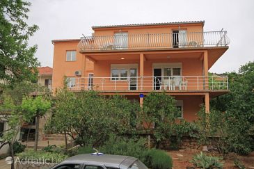Property - Apartments 8757 Property Stari Grad (Hvar) - Accommodation 8757 - Apartments with pebble beach.