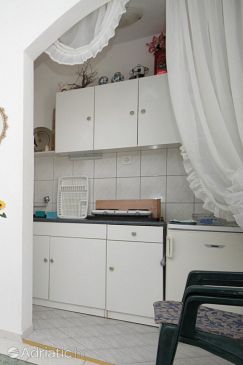 Kitchen Komiža, Kitchen u smještaju tipa studio-apartment, WIFI.