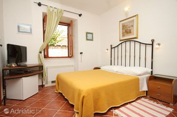 Bedroom Cavtat, Bedroom u smještaju tipa room, dostupna klima, dopusteni kucni ljubimci i WIFI.
