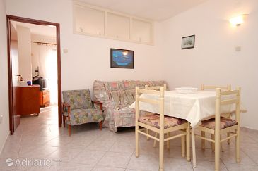 Dining room Prižba, Dining room u smještaju tipa apartment, dostupna klima, dopusteni kucni ljubimci i WIFI.