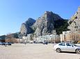 Parking lot Omiš, Omiš, Parking lot 9460 - Apartments with sandy beach.