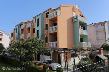 Property - Apartments 9503 Property Podstrana (Split) - Accommodation 9503 - Apartments near sea with pebble beach.